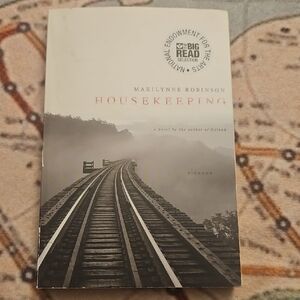 Housekeeping by Marilynne Robinson Book
